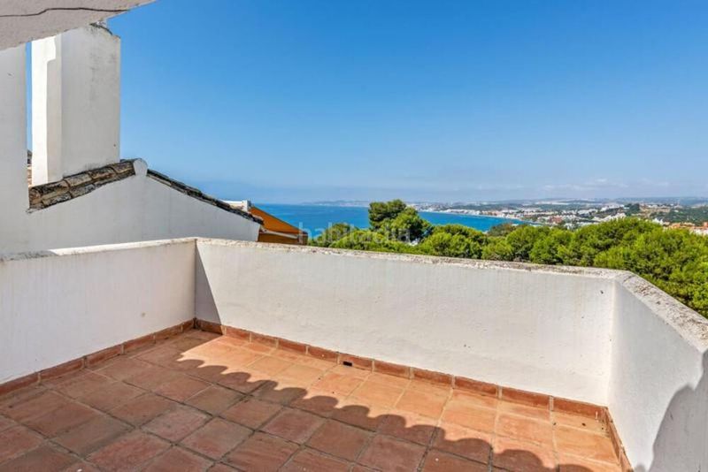 Foto bf427c65-55f8-4228-b768-948e51bd69f4. Casa adossada amb aparcament a Seghers Estepona