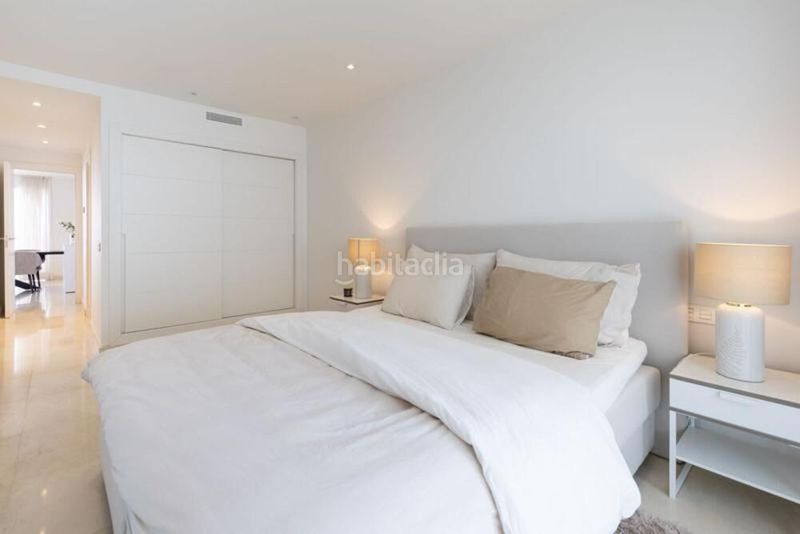 Foto f3586ad5-a9bf-4a2d-bc0d-58bdae43eec0. Apartament amb aparcament piscina a Los Naranjos Marbella
