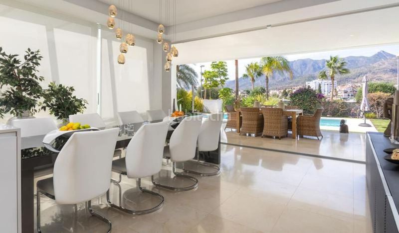 Foto 071707a8-5157-4556-bc1c-c706ca84c517. Casa amb aparcament piscina a Río Real Marbella