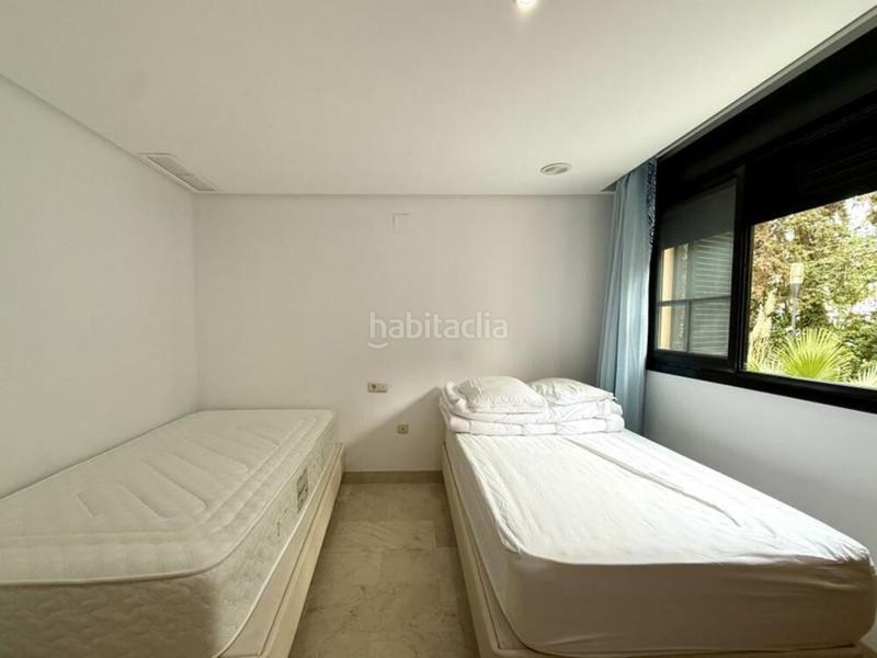 Foto 9b2399cc-1e58-455d-bc25-734c01714bc9. Apartament amb calefacció aparcament piscina a Puerto Banús Marbella