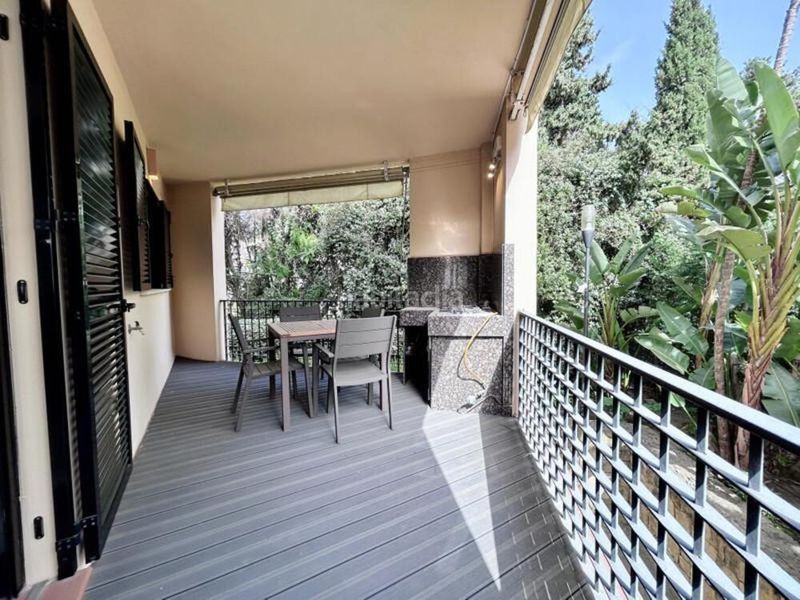 Foto 9e66463f-99fd-4e1e-b125-d2cebf3041e9. Apartament amb calefacció aparcament piscina a Puerto Banús Marbella