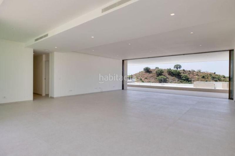 Foto 41a74ebc-a4f6-4b95-be74-777f11bd5ad8. Lloguer apartament amb aparcament piscina a La Quinta Benahavís