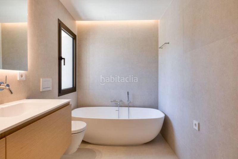 Foto afba1e05-1291-41fe-ad26-874328ca1119. Lloguer apartament amb aparcament piscina a La Quinta Benahavís
