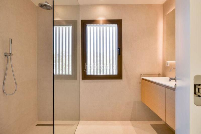 Foto c4973f0b-9dfb-457e-982f-0c9f5c225dec. Lloguer apartament amb aparcament piscina a La Quinta Benahavís