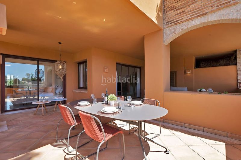 Foto 20ef186c-0ff0-43a7-b8b7-10e929caecd8. Apartament amb calefacció aparcament piscina a bahía de Marbella Marbella