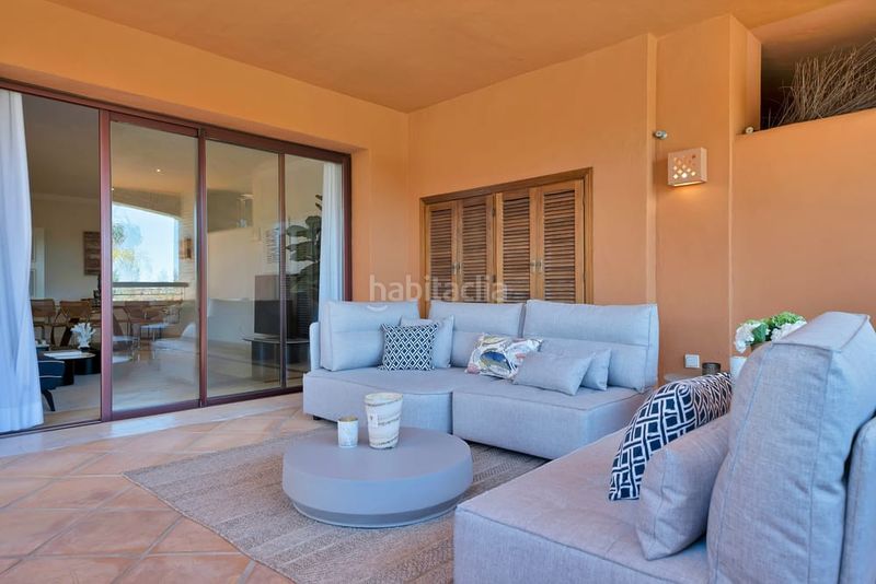Foto a41b5f89-dc07-4c17-8f6b-a09655e01aec. Apartament amb calefacció aparcament piscina a bahía de Marbella Marbella