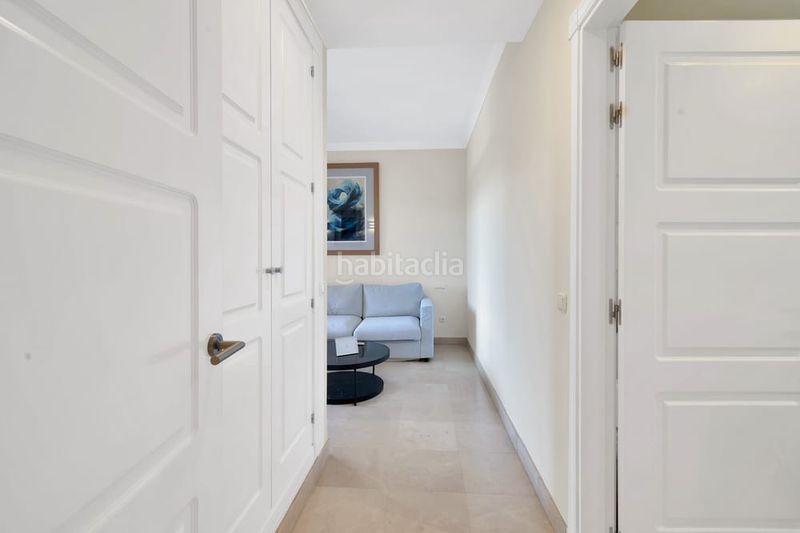 Foto bb1b4e62-5a42-442b-8730-b7ee57e5740b. Apartament amb calefacció aparcament piscina a bahía de Marbella Marbella