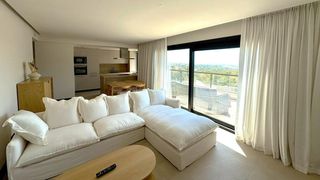 Lloguer Àtic a Los Naranjos. Atico duplex en alquiler en marbella lake, marbella