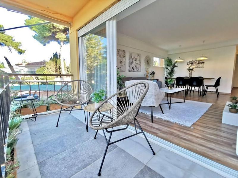Foto 106b1352-20e6-4429-beab-622d66411ab8. Apartament amb aparcament piscina a Guadalmansa Estepona