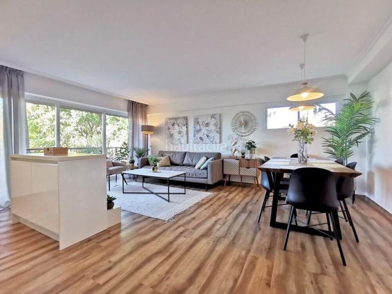 Foto cf65bce8-939d-443f-80ff-1e91461a688b. Apartament amb aparcament piscina a Guadalmansa Estepona
