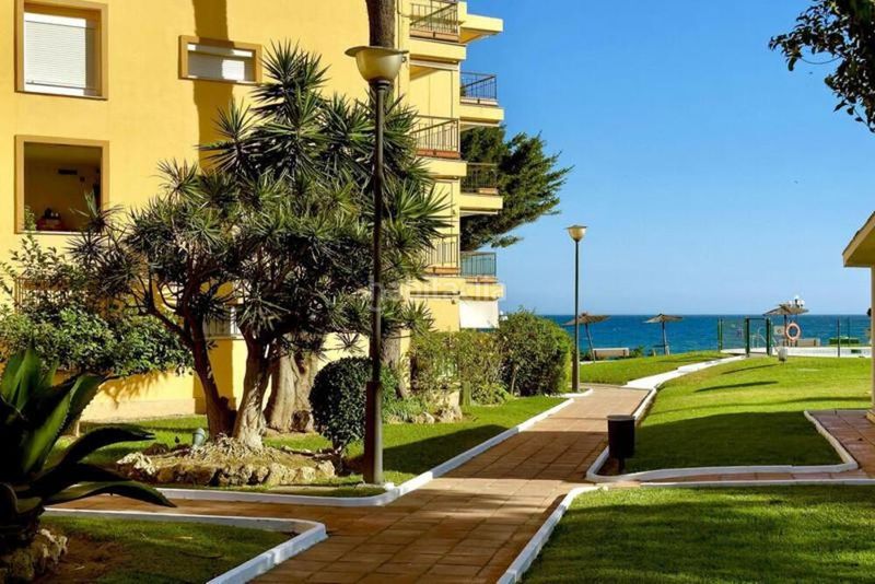 Foto e93deace-da3a-4884-a177-770da21cedfc. Apartament amb aparcament piscina a Guadalmansa Estepona