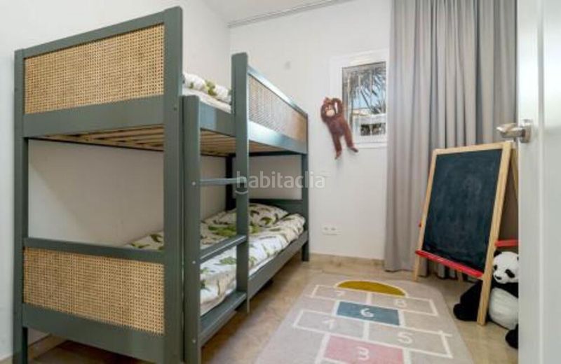 Foto 893c10a3-3a9c-40ee-873d-d5f9d77f25cb. Miete erdgeschoss mit parking pool in Las Brisas Marbella