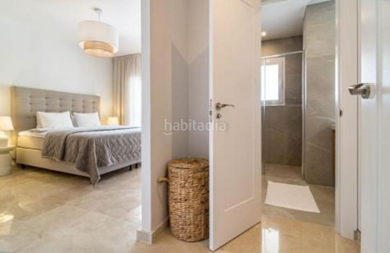 Foto d5ed80d0-3ea1-46b8-ab85-544c04bdd3f2. Miete erdgeschoss mit parking pool in Las Brisas Marbella