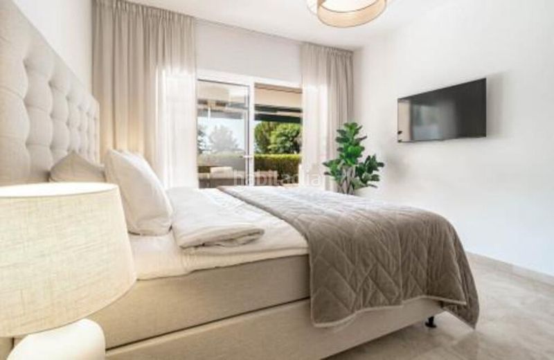 Foto e1def917-4404-40dc-ac03-069e775957d4. Miete erdgeschoss mit parking pool in Las Brisas Marbella