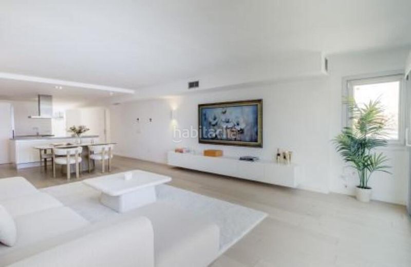 Foto fc8e7499-b760-489f-89d3-8c3f88740d41. Lloguer apartament a Puerto Banús Marbella
