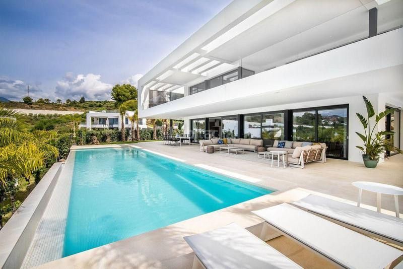 Foto f8063b6f-e856-45af-98d2-507f1ab80585. Lloguer casa amb calefacció aparcament piscina a Marbella