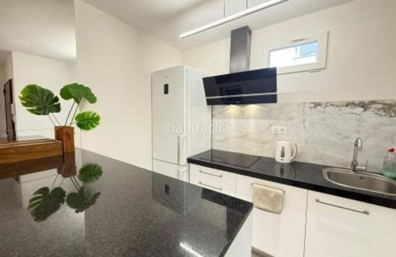 Foto 0ef3e6a9-8f19-4b24-8abf-cb53ee10ce30. Apartament amb aparcament piscina a El Velerín Estepona