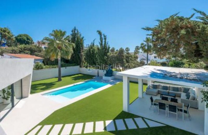 Foto 255ddabe-3db4-419c-87fb-4cdf12143f29. Casa amb aparcament piscina a Marbesa Marbella