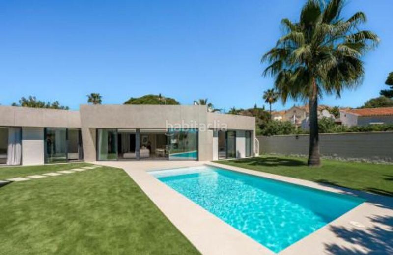 Foto 65fdd22e-dd06-475b-b27b-7db3c37fa6e1. Casa amb aparcament piscina a Marbesa Marbella