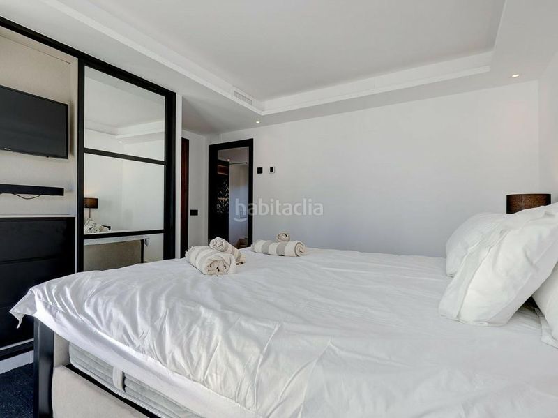 Foto 07f92b00-78c0-46e5-95ce-d4fd3ab39e67. Location maison avec parking piscine dans Marbesa Marbella