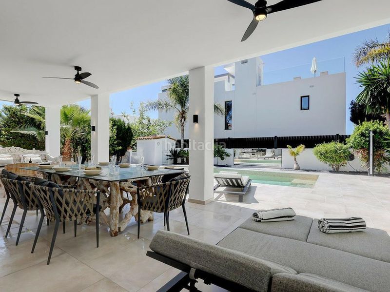 Foto 5b17bd56-443e-465f-b26b-760ce4975df7. Location maison avec parking piscine dans Marbesa Marbella