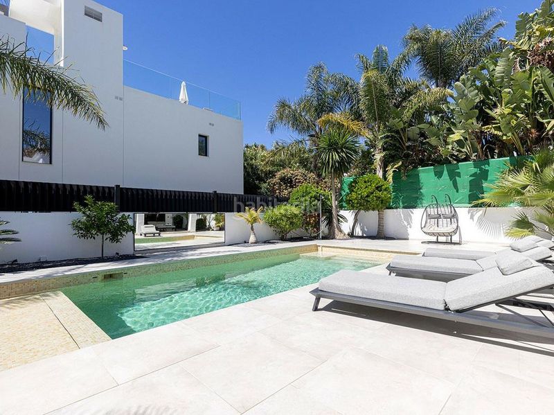 Foto 5ed5d77e-25ca-4954-af5d-8b73e4097c77. Location maison avec parking piscine dans Marbesa Marbella