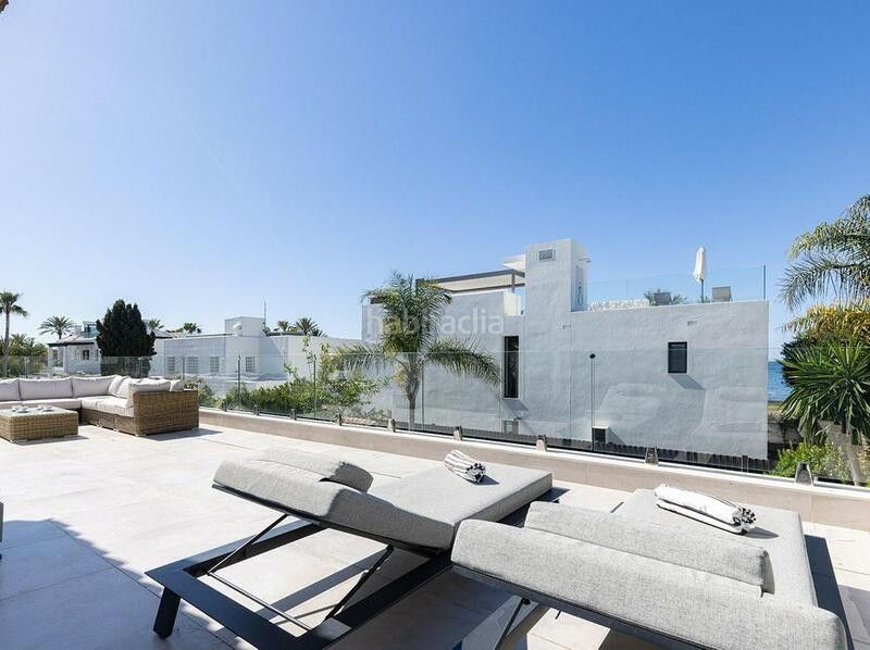 Foto f6ae724b-ffb0-4600-85c3-936c5bc9dde7. Location maison avec parking piscine dans Marbesa Marbella