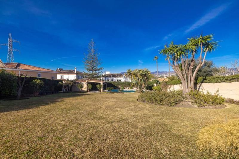 Foto 7f22d112-5c35-4547-bf64-ca2d39bfa7b7. Terreny residencial a Guadalmina Alta Marbella
