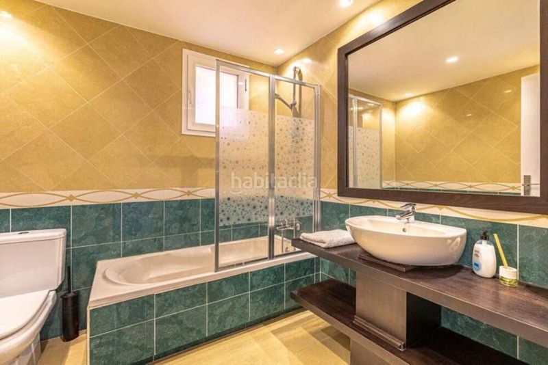 Foto 09870c58-7f91-4363-9778-22ce480fe30d. Miete dachwohnung mit parking pool in Puerto Banús Marbella