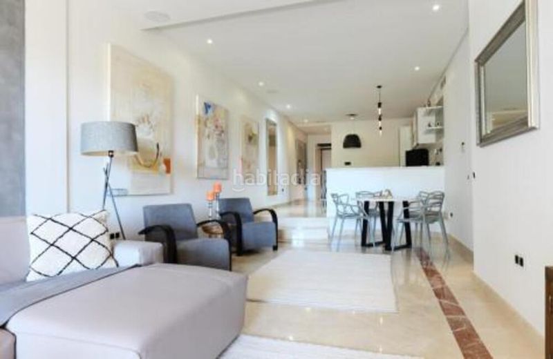 Foto aab497e8-674b-4a90-8cf7-b69042a52538. Apartament amb calefacció aparcament piscina a Puerto Banús Marbella