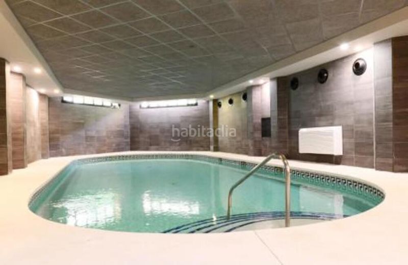 Foto ea978f8a-98d1-4076-9949-01fb0853b0b3. Apartament amb calefacció aparcament piscina a Puerto Banús Marbella