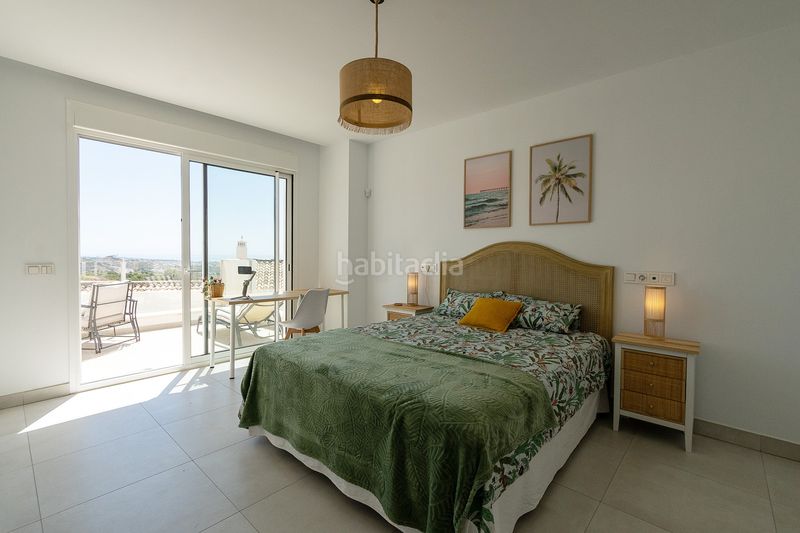 Foto f322078c-350a-4390-92a2-e1b463a283cf. Lloguer àtic amb aparcament piscina a Alto de los Monteros Marbella