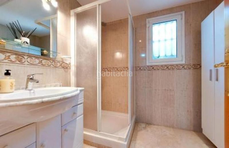 Foto 8e082b5b-8ce7-426c-a3c3-bf436224e904. Affitto duplex con parcheggio piscina in Puente Romano Marbella