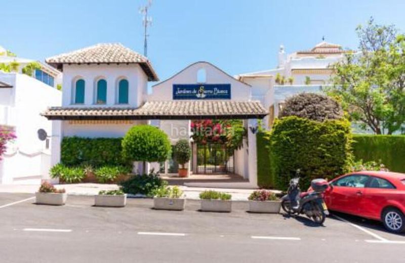 Foto 203ae212-9952-414f-8f3c-54f408bdee5a. Lloguer dúplex amb aparcament piscina a Puente Romano Marbella