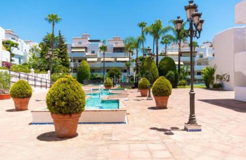 Foto c7592a81-76e0-462d-8a77-66f0eacb91cd. Lloguer dúplex amb aparcament piscina a Puente Romano Marbella