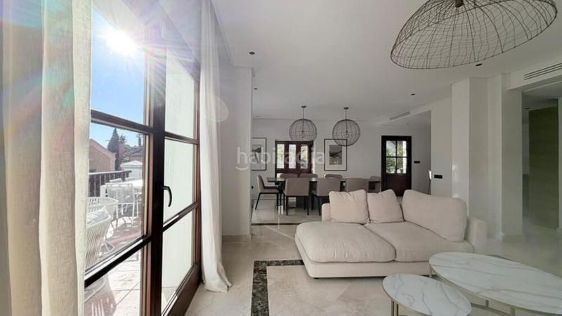 Foto 19301b28-7044-4e3d-b031-7fe3780569b5. Affitto casa con parcheggio in Puente Romano Marbella
