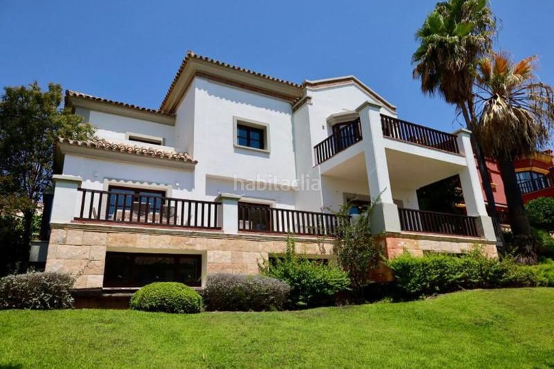 Foto 8502e6ea-99d1-4516-885c-488f80309345. Location maison avec parking dans Puente Romano Marbella