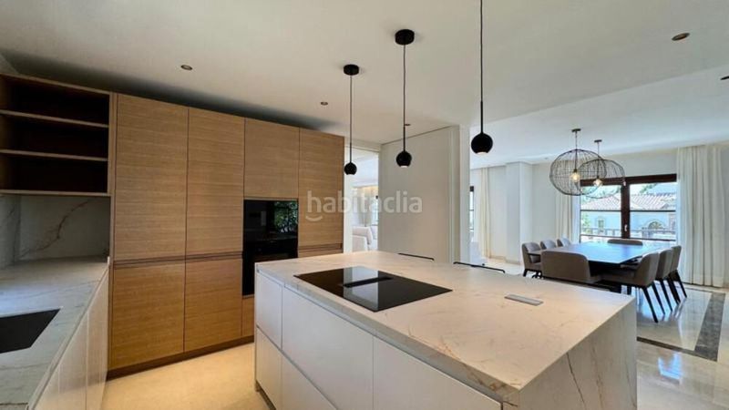 Foto 9c173d0b-9fba-4ffb-b537-cd1471c99d27. Location maison avec parking dans Puente Romano Marbella