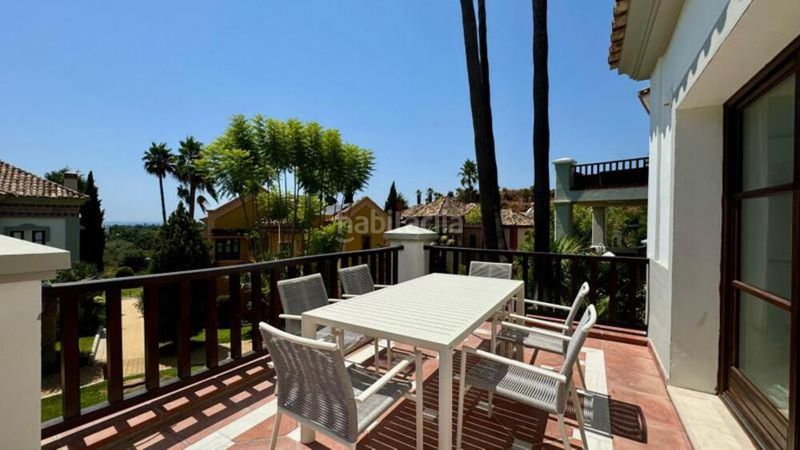 Foto a972a60e-4c92-4268-9f9a-fb1c28919c40. Location maison avec parking dans Puente Romano Marbella