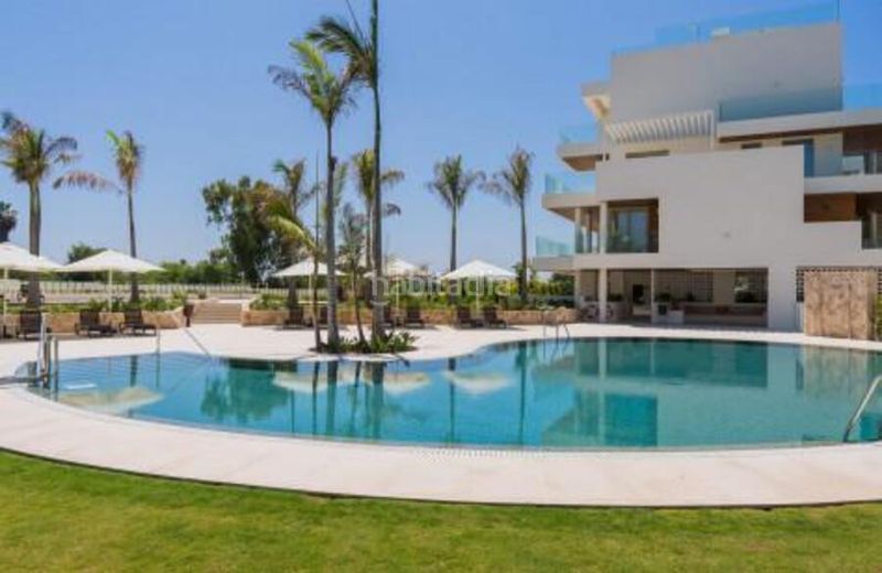Foto 07c7afd8-d462-454a-8e07-b1e5b8433eee. Lloguer planta baixa amb aparcament piscina a Las Lomas de Río Verde Marbella