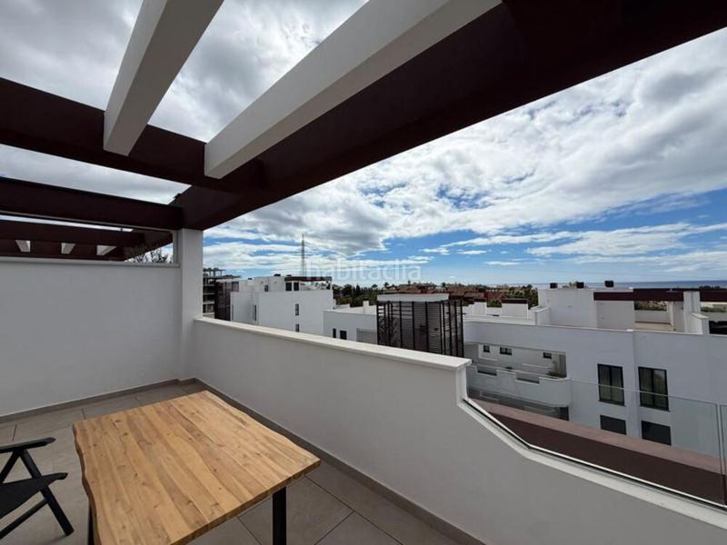 Foto c099c0da-e1b5-4a89-916f-6710635b4277. Lloguer àtic amb piscina a Cancelada Estepona