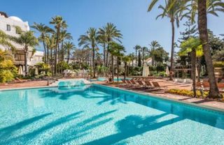 Rent Apartment in Puerto Banús
