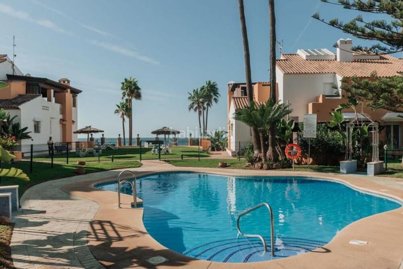 Foto 407329f9-4695-4eab-90fc-1a7b7a22338d. Affitto piano terra con parcheggio piscina in bahía de Marbella Marbella