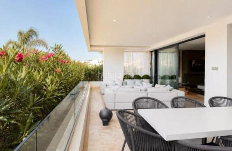Foto 181f29e4-e806-4c52-8b15-356ba2126cd0. Rent duplex with parking pool in Sierra Blanca Marbella