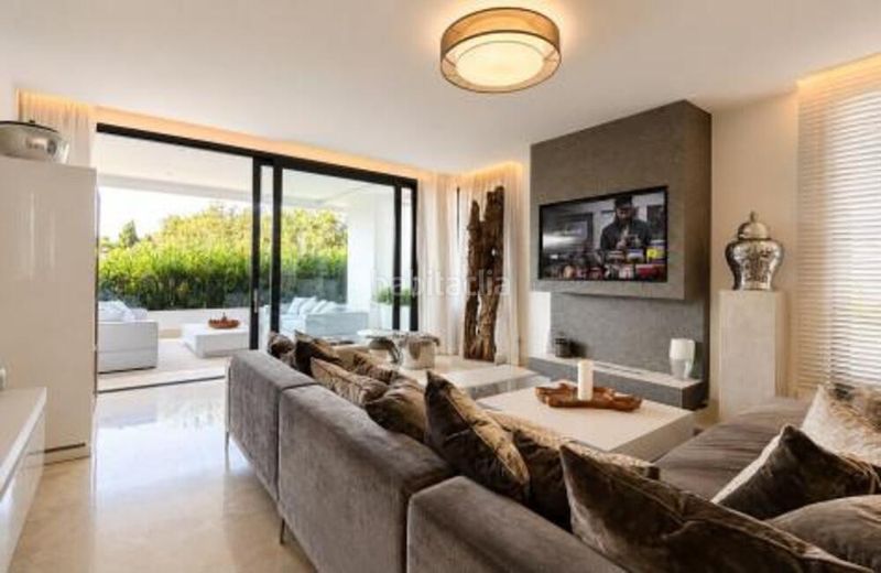 Foto 5d257606-a808-4134-888b-91a423bf4b49. Rent duplex with parking pool in Sierra Blanca Marbella
