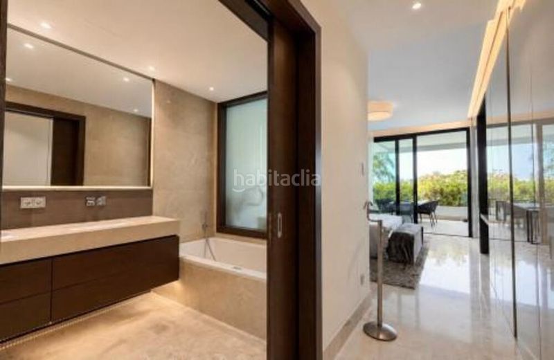 Foto 7cf3a413-5e99-47e3-814a-dcb9dddf03fb. Rent duplex with parking pool in Sierra Blanca Marbella