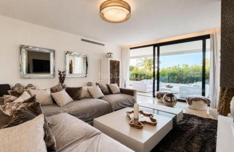 Foto be97c0bc-796d-4f4e-9f39-f2218eeccf24. Rent duplex with parking pool in Sierra Blanca Marbella
