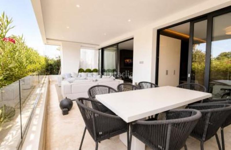 Foto d12ea73a-20f6-4950-9b6f-fa7ff3f66d94. Rent duplex with parking pool in Sierra Blanca Marbella