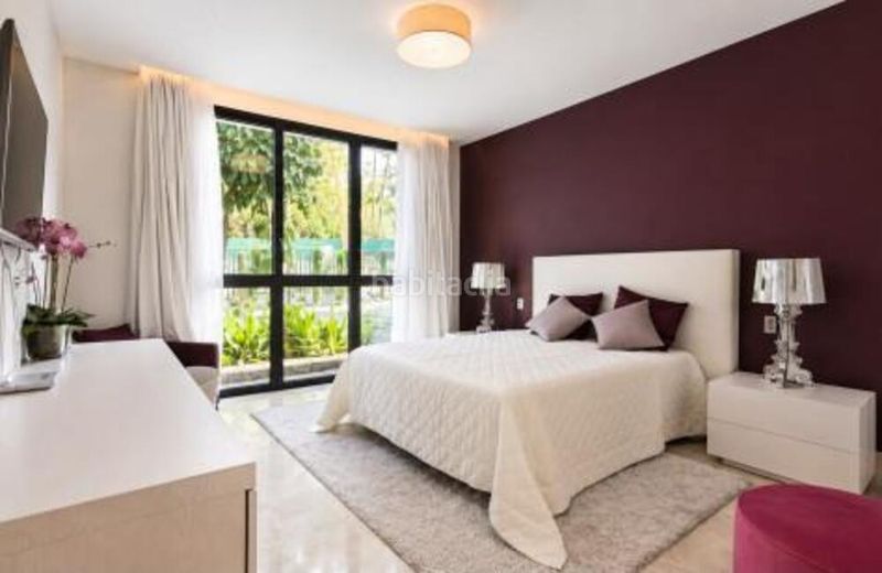 Foto d63f8101-8e9a-41c5-8118-10a927d52074. Rent duplex with parking pool in Sierra Blanca Marbella