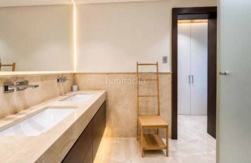 Foto ffc1c8e9-10c8-458e-a094-00ad65c71dc0. Rent duplex with parking pool in Sierra Blanca Marbella
